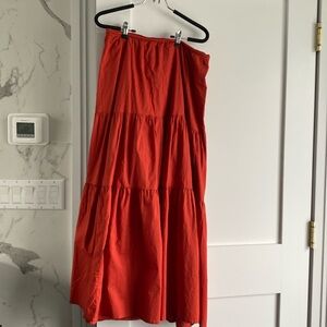 Banana Republic womens long skirt